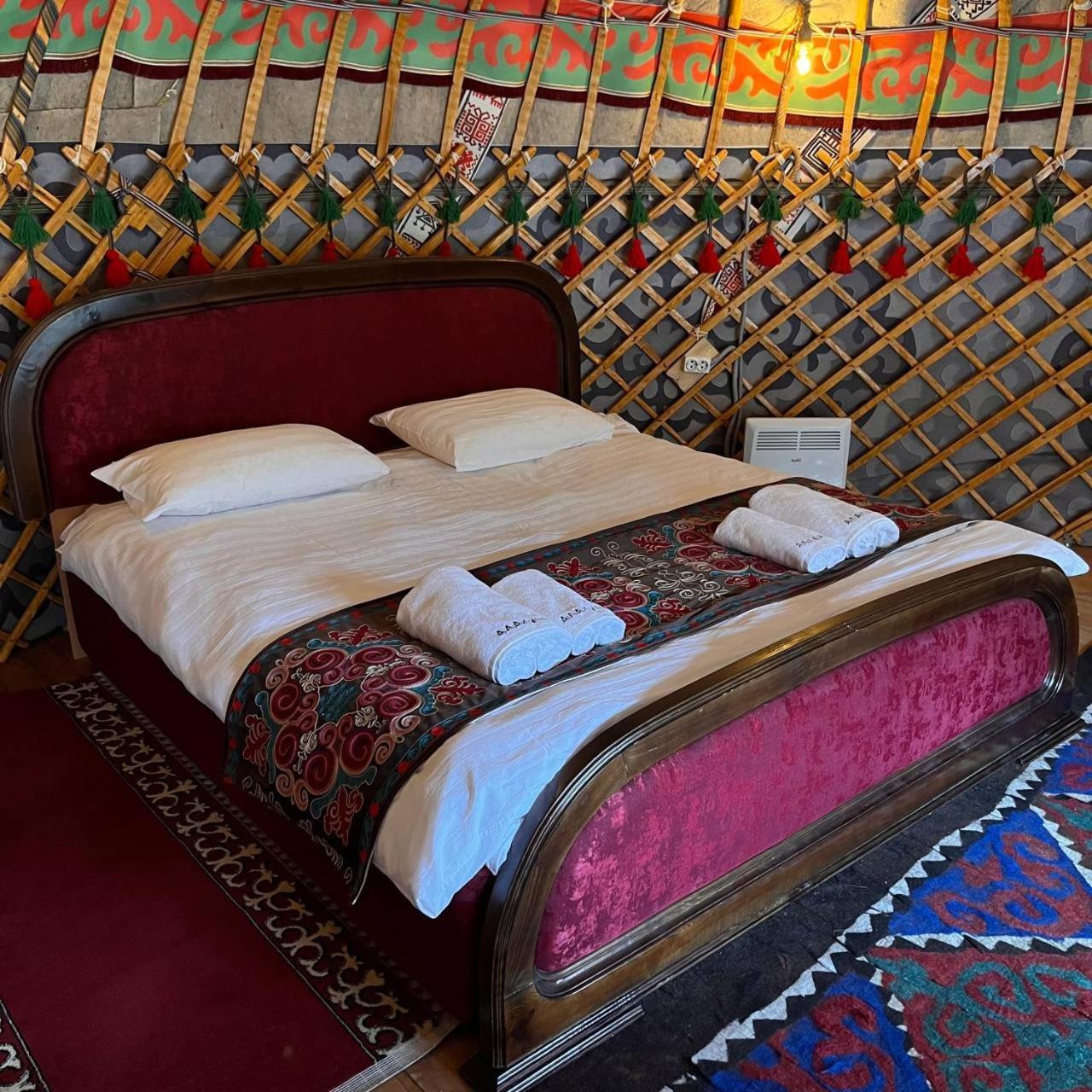 Ethno Complex Ala Kuch Hotel Kaindy Exterior photo